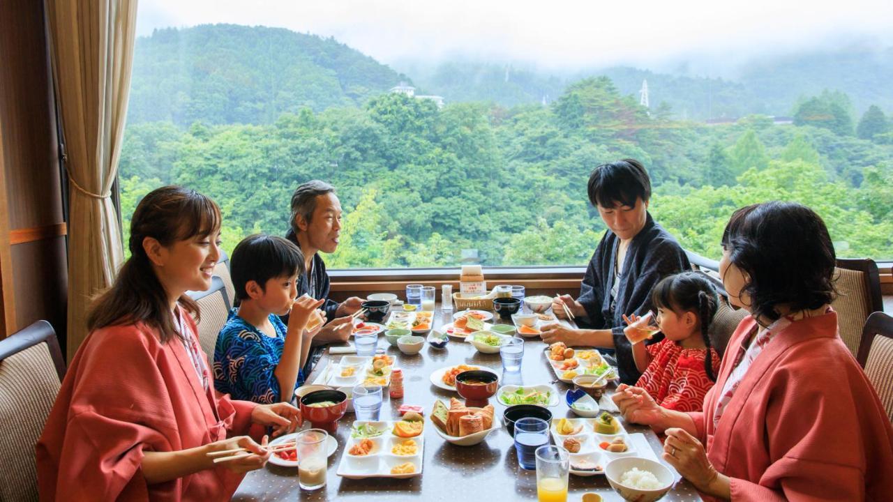 日光きぬ川ホテル三日月 旅館 4*