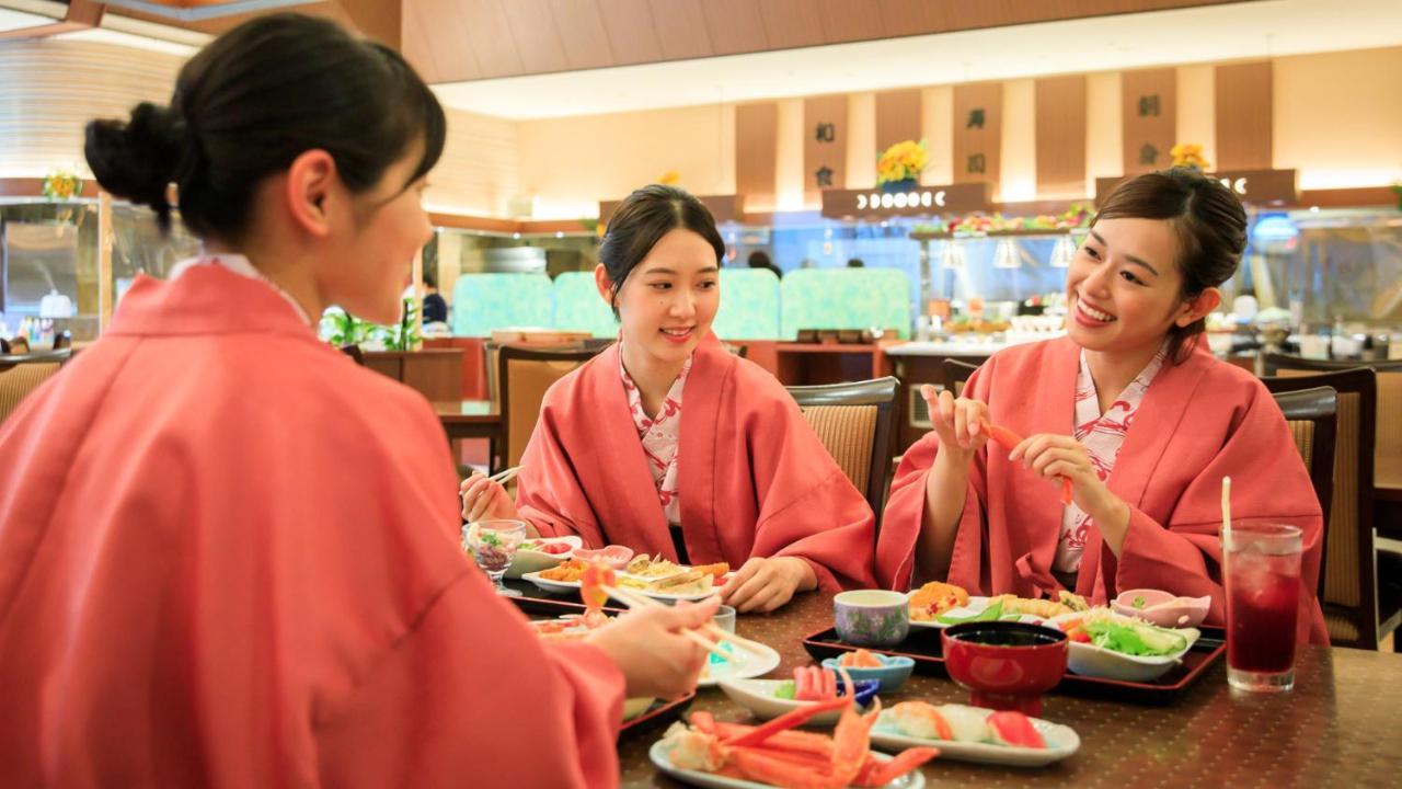 日光きぬ川ホテル三日月 4* 日光市